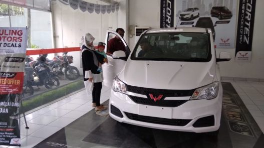 Dealer Wuling Gelar Showroom Event