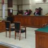 SIDANG : Persidangan kelima antara penggugat Martin Pratiwi yang ditujukan kepada artis kenamaan Ashanty, Selasa (19/2) di PN Purwokerto.