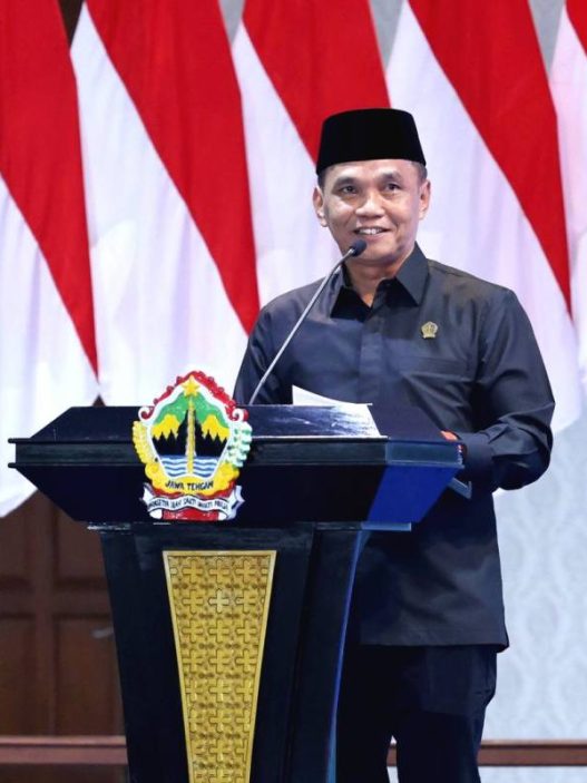 Ketua dprd jateng sumanto