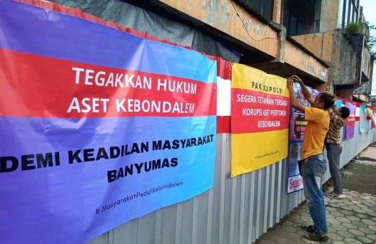 103 ruko kebondalem masih aktif meski dinyatakan steril, warga protes