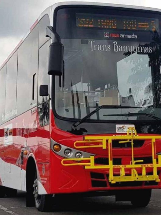 Bus btr trans banyumas