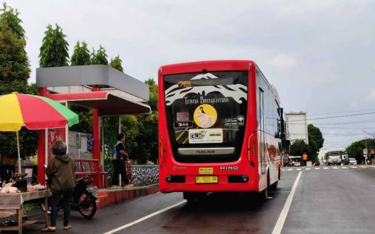Bus trans banyumas