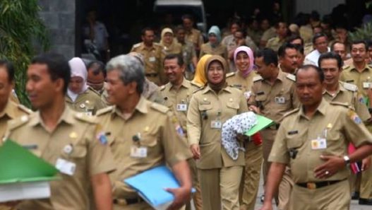Daftar lengkap pegawai asn yang tidak akan terima gaji ke 13 tahun 2025