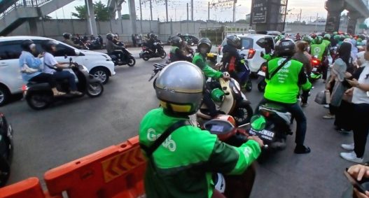 Dpr siapkan ruu transportasi online