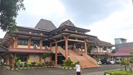 Dprd banjarnegara dorong pembangunan jadi prioritas