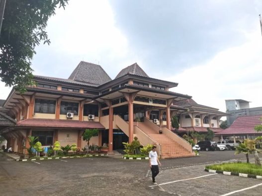 Dprd banjarnegara dorong pembangunan jadi prioritas