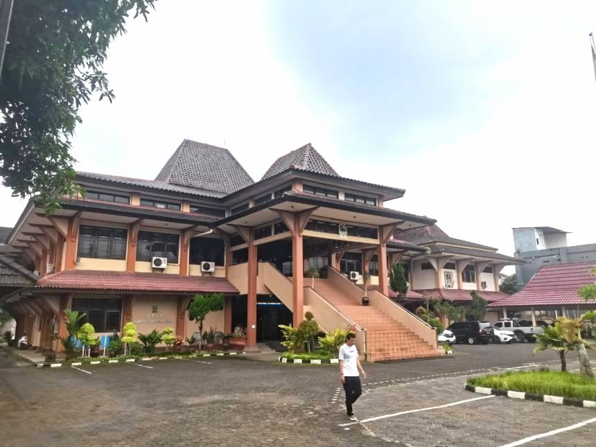 Dprd banjarnegara dorong pembangunan jadi prioritas