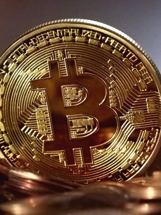 Harga bitcoin (btc) tengah berada dalam fase kritis menjelang juni 2025