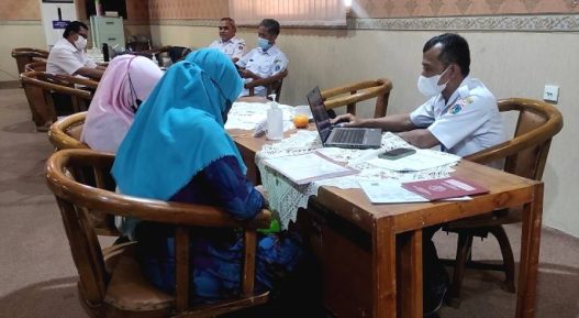 Imbauan orang tua diimbau tidak beri hadiah pada guru berstatus asn.