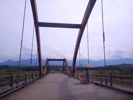 Jembatan merah masih favorit warlok