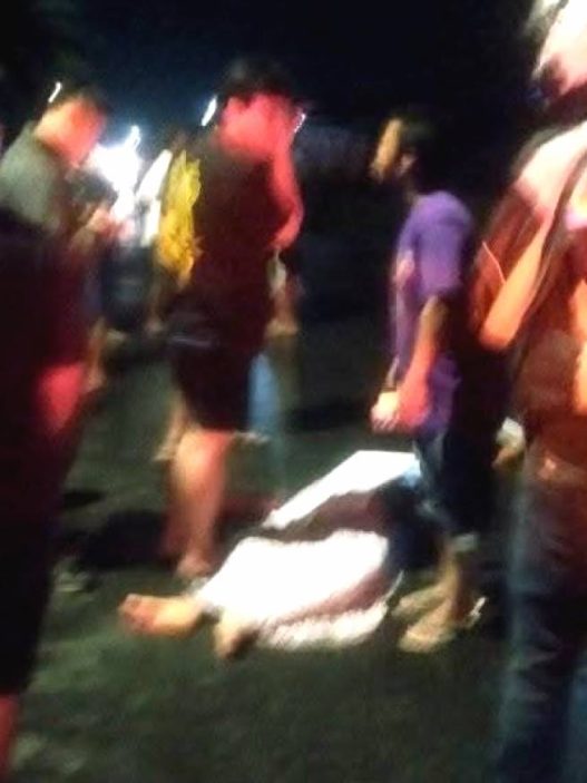 Kecelakaan adu banteng antara dua sepeda motor terjadi di jalan raya bukateja