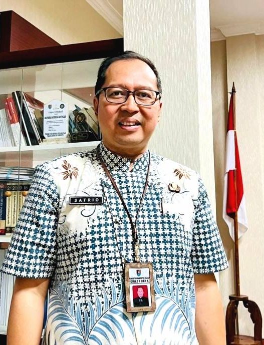 Kepala dinas p dan k cilacap, luhur satrio muchsin