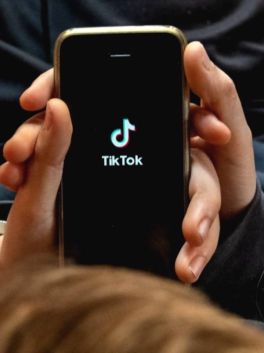 Panduan cara buat video velocity di tiktok yang lagi viral dengan mudah