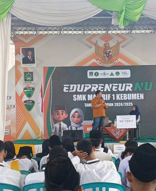 Pembekalan suasana pembekalan bagi siswa kelas xii smk maarif 1 kebumen