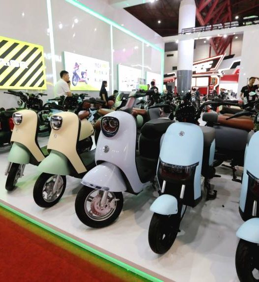 Pemberian subsidi motor listrik tertunda