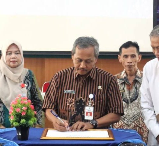Penguatan literasi statistik harus dimulai dari desa