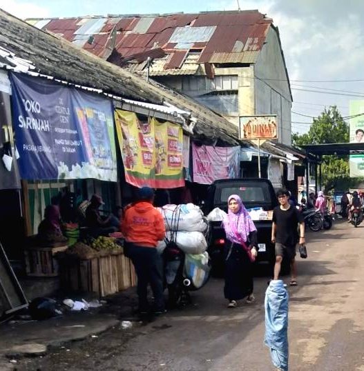 Retribusi pasar ajibarang tembus rp18 juta