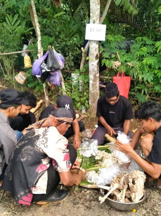 Sedekah bumi warga petahunan banyumas, tradisi yang jaga warisan budaya leluhur