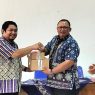 Sekda serahkan 74 set implant removal
