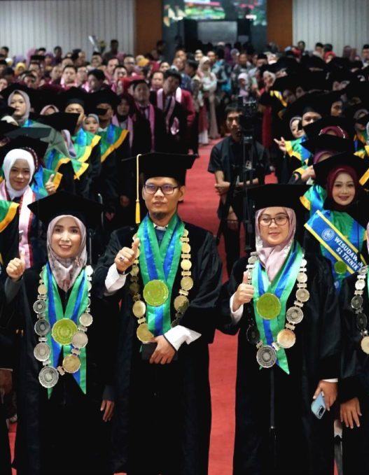 Wisuda unimugo 2025