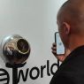Worldcoin dan worldid dibekukan