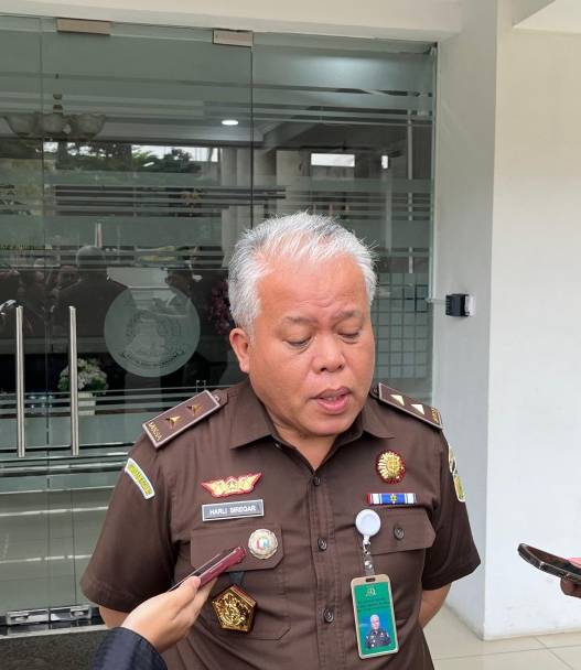 8 tersangka dicegah ke luar negeri
