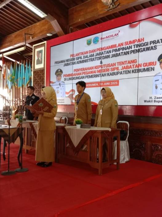 Bupati: pejabat harus proaktif cari solusi