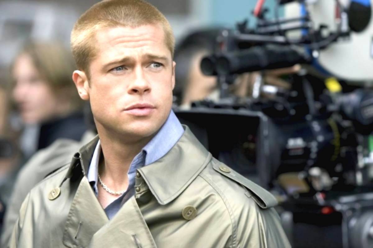 Gaya Rambut Buzzcut Brad Pitt di Tahun 2000an