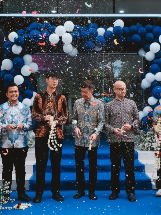 Chery resmi hadir di purwokerto, tawarkan mobil hybrid dan layanan premium