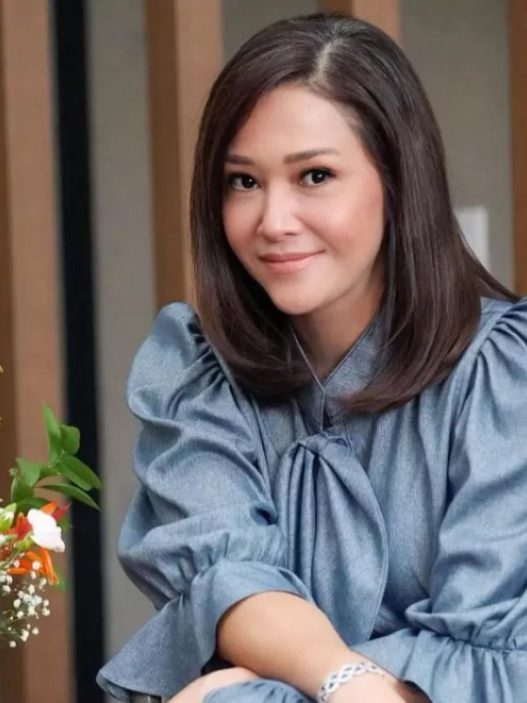 Curi perhatian di siraman anak