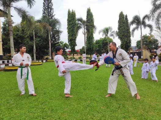 Dapat sabuk merah tetap lanjut berlatih di mapolresta banyumas