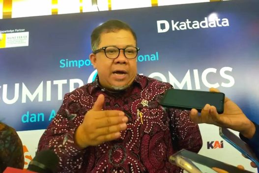 Fahri hamzah