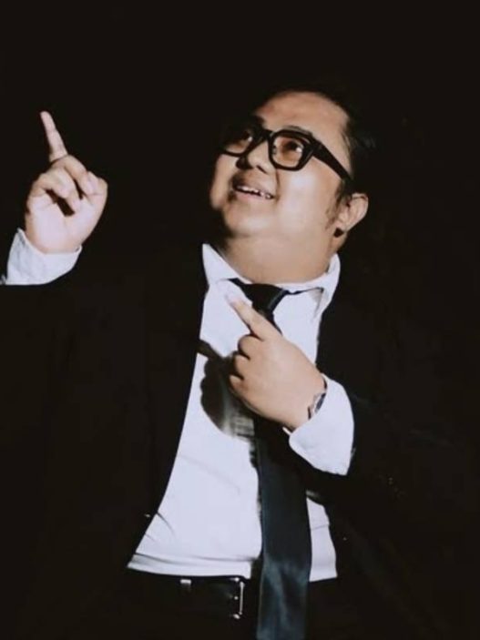 Gustiwiw meninggal dunia