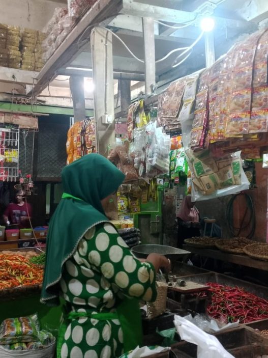 Harga pangan masih labil