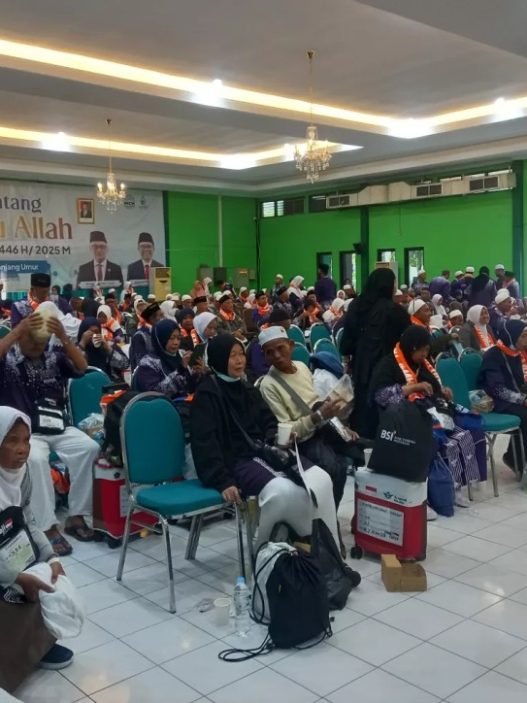 Jemaah panik ada ancaman bom