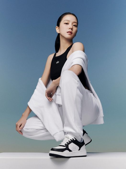 Jisoo spill kejutan untuk blink indonesia