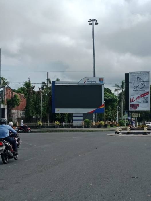 Kantong ditambah, antisipasi sampah berserakan