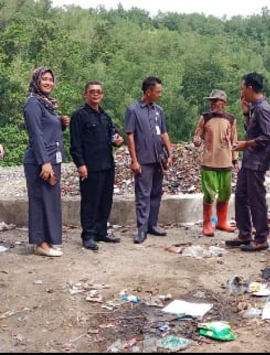 Komisi b dprd soroti limbah tpa kaligending
