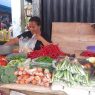 Pedagang sayur di pasar cilacap