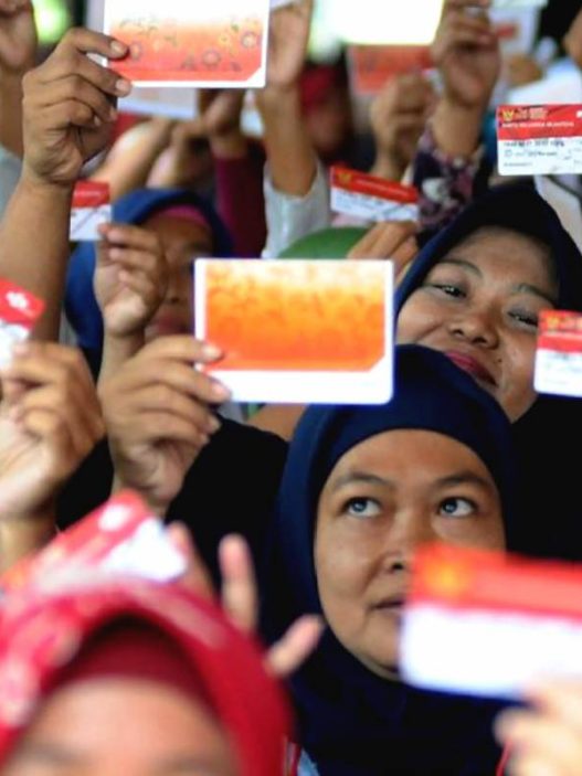 Pemerintah telah mengumumkan bahwa pencairan pkh & bnpt tahap 2 tahun 2025 secara resmi telah dimulai.