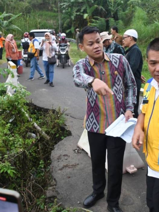 Penanganan tebing sungai klawing capai rp 50 miliar