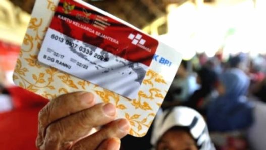 Penyaluran bantuan sosial program keluarga harapan (pkh) dan bantuan pangan non tunai (bpnt) tahap 2 masih berlangsung hingga akhir bulan juni 2025