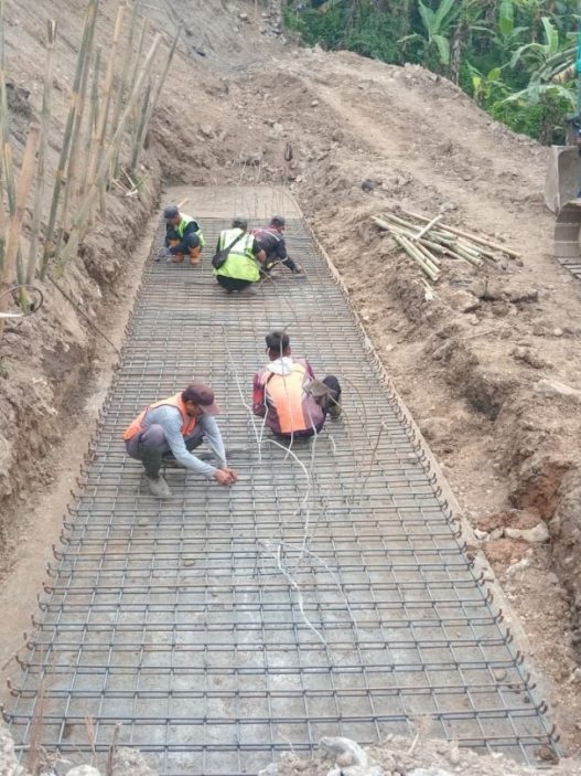 Perbaikan jalan di jalur selatan berlanjut