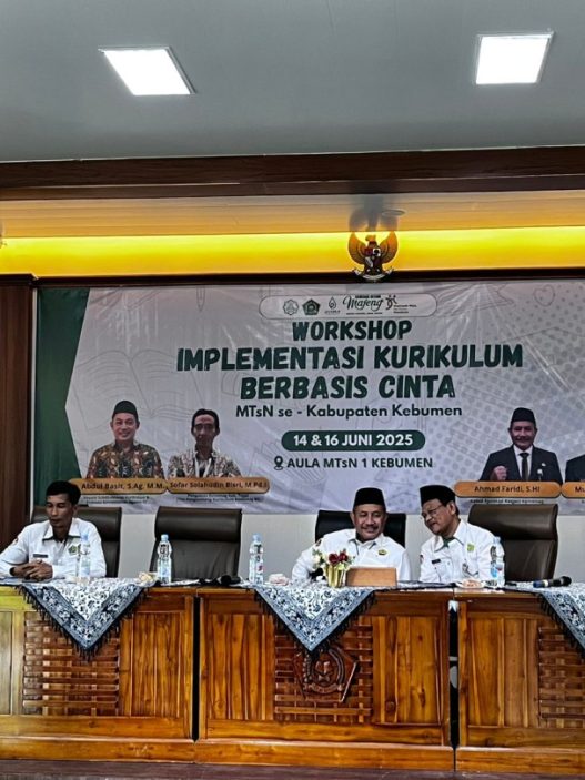 Plh kemenag ajak guru mengajar dengan cinta