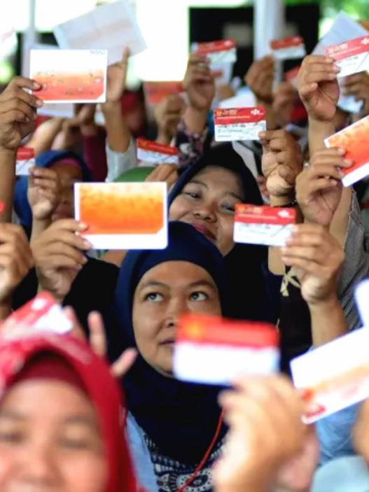 Program keluarga harapan (pkh) kembali menjadi salah satu bentuk bantuan sosial (bansos) prioritas dari pemerintah yang menyasar masyarakat miskin