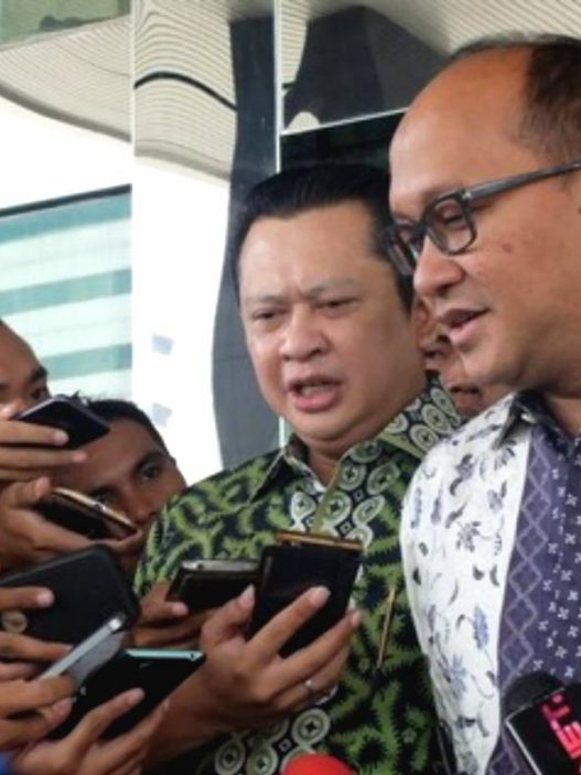 Rosan roeslani, menegaskan bahwa investasi memegang peranan vital dalam mendorong pertumbuhan ekonomi indonesia