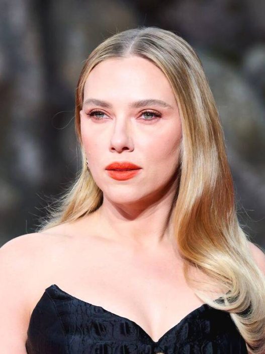 Scarlett johansson