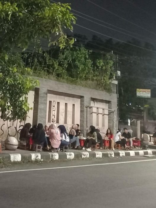 Street coffee marak di cilacap