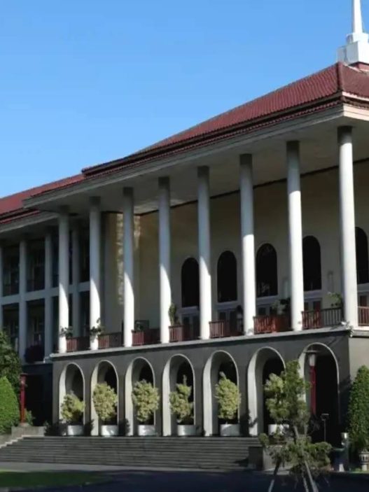 Beasiswa Unggulan 2025: 10 Kampus Paling Diminati, UGM Nomor Satu!
