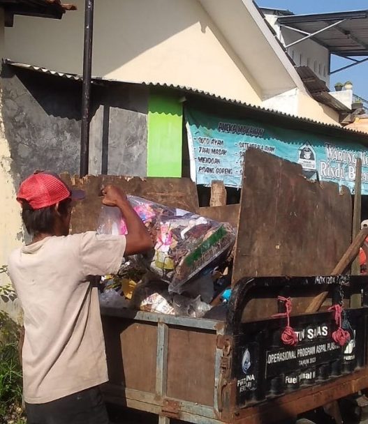 Tpst usul koperasi merah putih terlibat